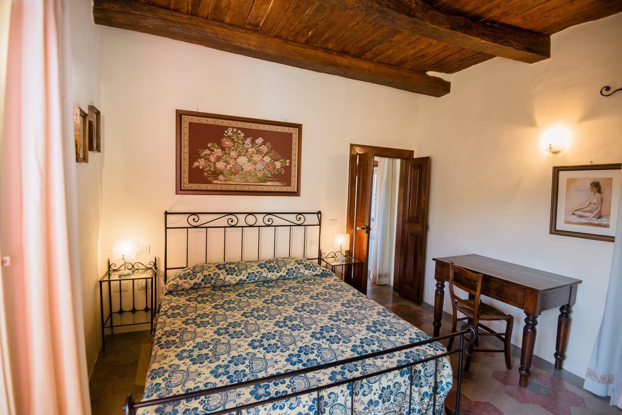 Nena Al Borgo Castello Bed & Breakfast Pico Ngoại thất bức ảnh